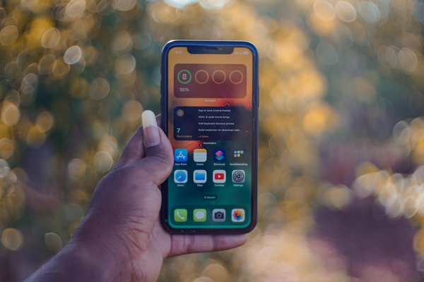 Unlocking iot: transforming uk businesses with tailored marketing strategies